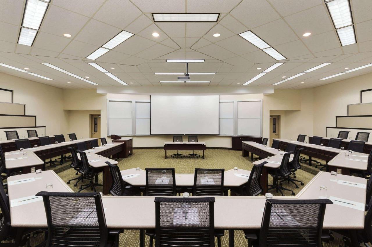 Ivey Spencer Leadership Centre Ξενοδοχείο Λονδίνο Εξωτερικό φωτογραφία