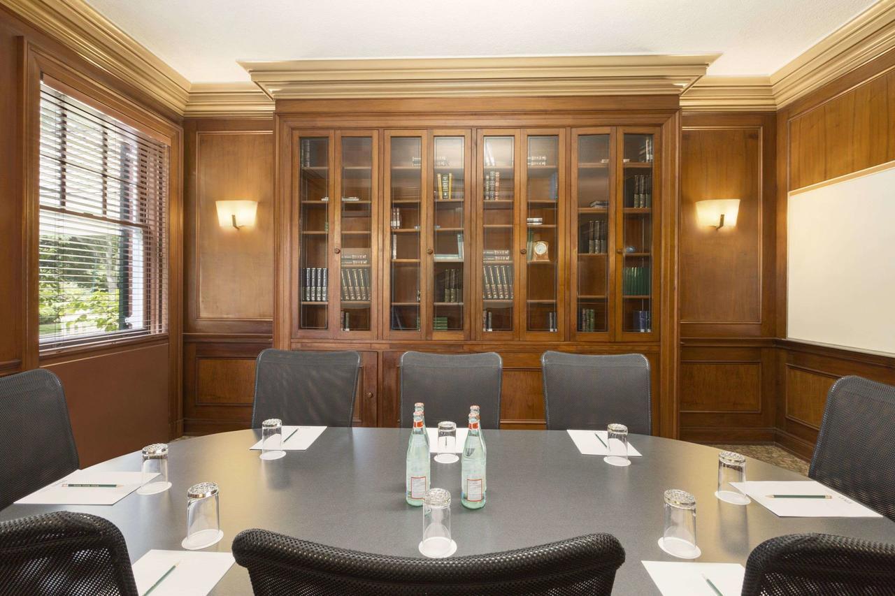 Ivey Spencer Leadership Centre Ξενοδοχείο Λονδίνο Εξωτερικό φωτογραφία