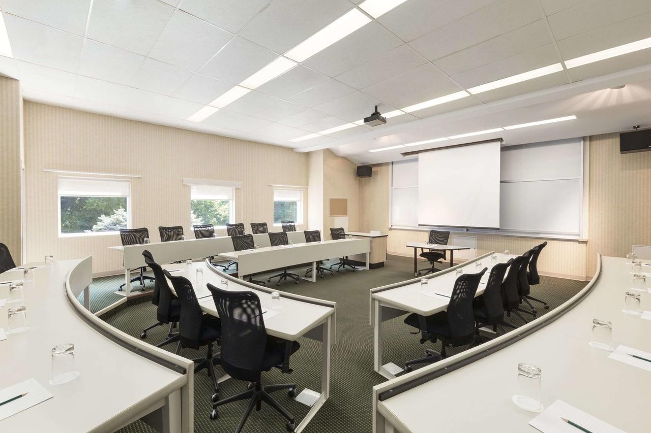 Ivey Spencer Leadership Centre Ξενοδοχείο Λονδίνο Εξωτερικό φωτογραφία